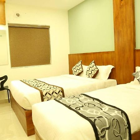 4U Business Hotel Chennai Exterior foto