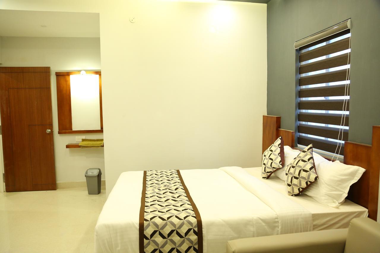 4U Business Hotel Chennai Exterior foto