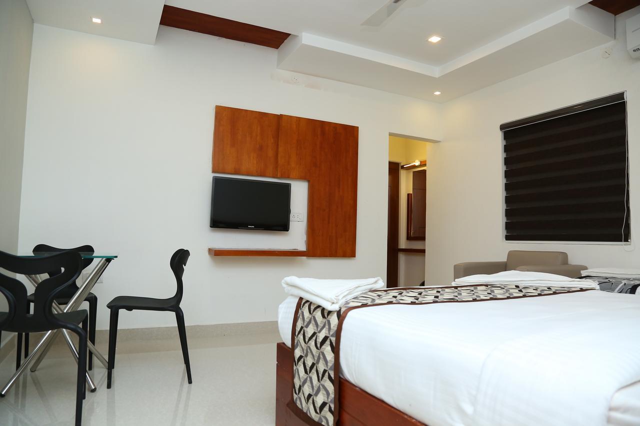 4U Business Hotel Chennai Exterior foto